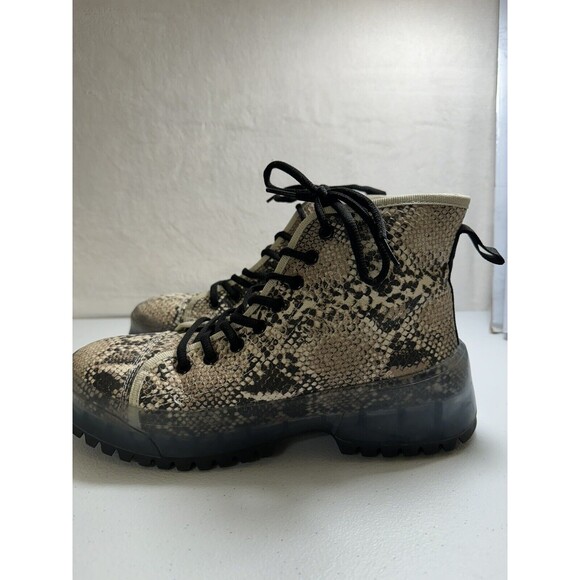 Qupid Size8?  Women’s Snakeskin Combat Boots Size 41 - Picture 1 of 4